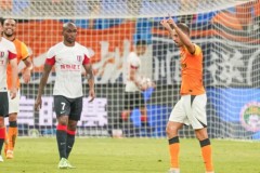 曼联内维尔警示：阿莫林压力大，曼联需稳定应对困境